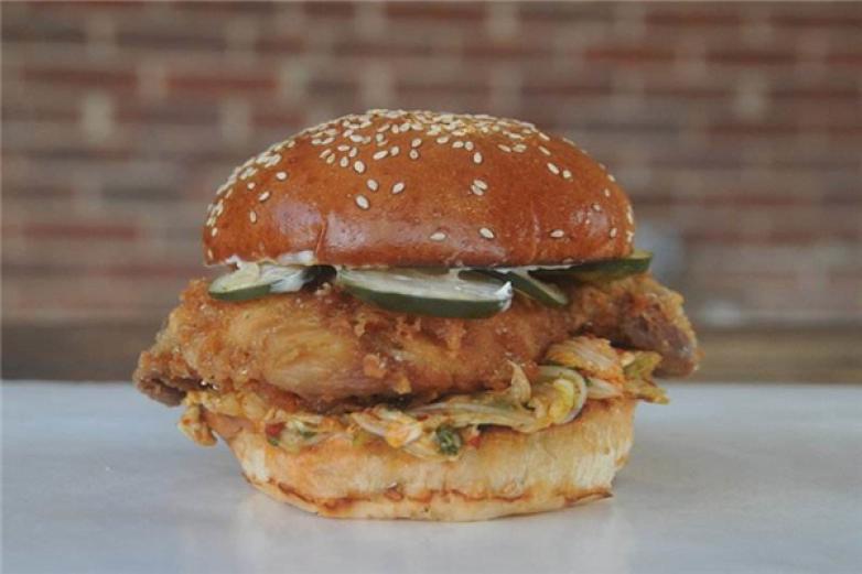 德麦克炸鸡汉堡